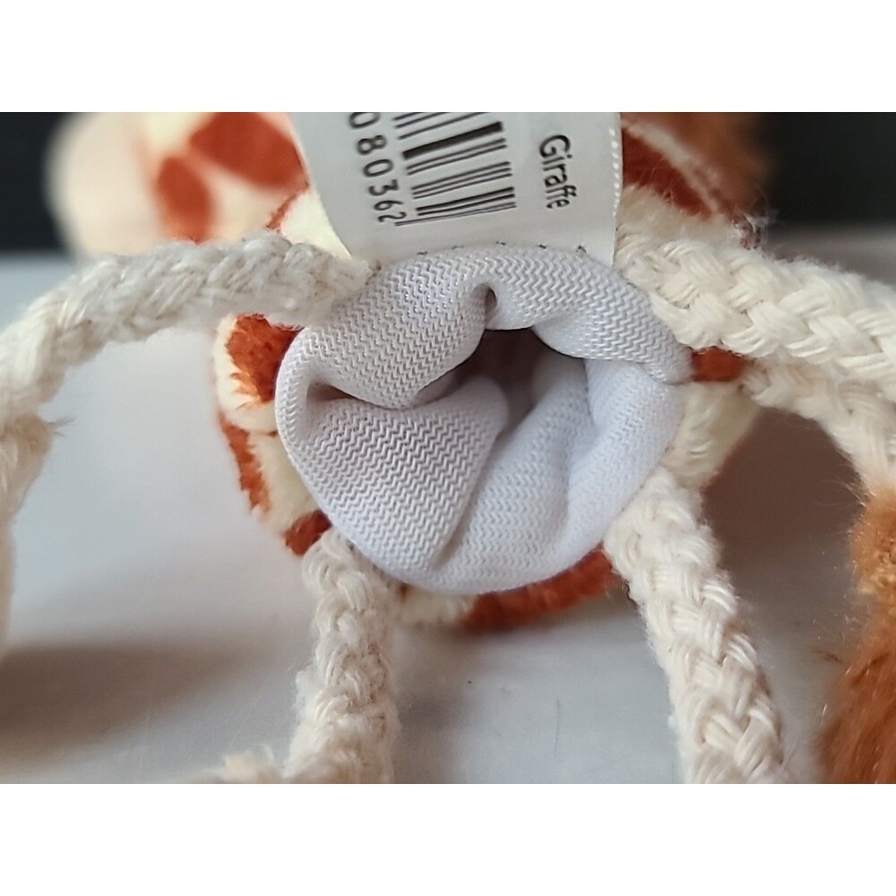 Giraffe Finger Puppet - Picture 5 of 10
